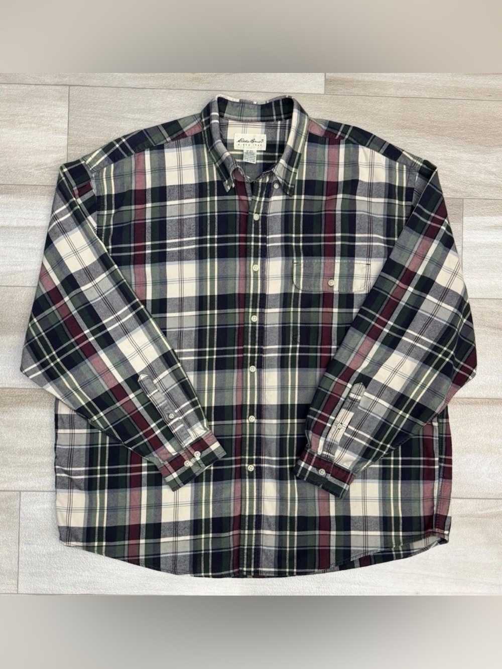 Eddie Bauer Flannel Shirt Mens XXL Green Navy Red Plaid Button Down Long Sleeve